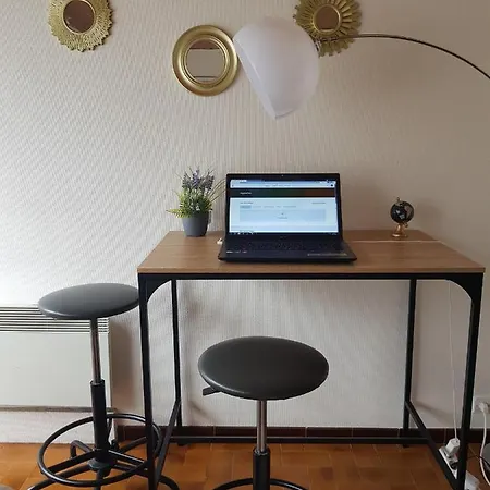 Grand Cuisine Et Salle De Bain Sépare Avec Belle Vue Sur Le Bargy